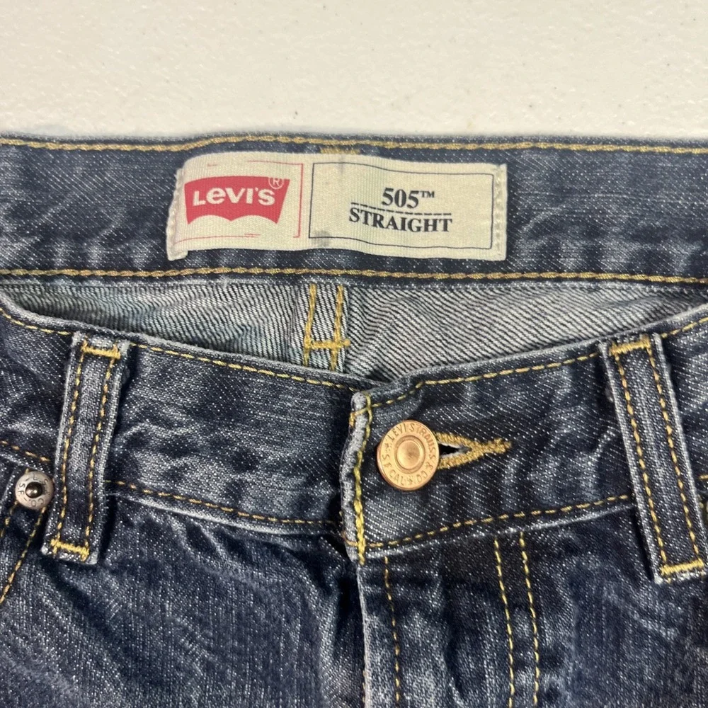 Levis Men's 505 Regular Fit Jeans Medium Dark Wash 30x30 EUC‎